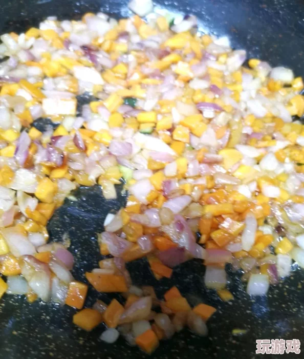 男女一起努力做豆浆有什么动作？网友热议：这不仅是制作美食，更是增进感情的好机会！